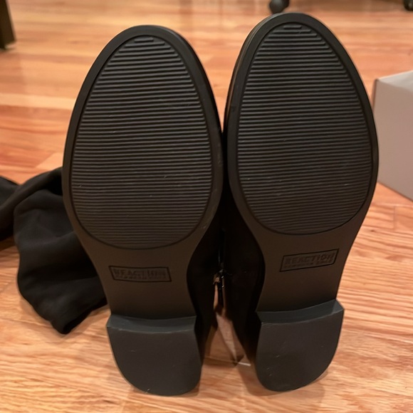 Kenneth Cole Wind-Y Over-the-Knee Black Microsuede Boot, Size 7.5 NEW - Picture 4 of 6